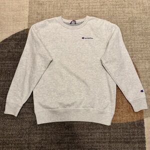 Champion - Men's Heather Light Gray Crewneck Sweater Sweatshirt - Medium